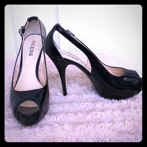 Guess Peep Toe